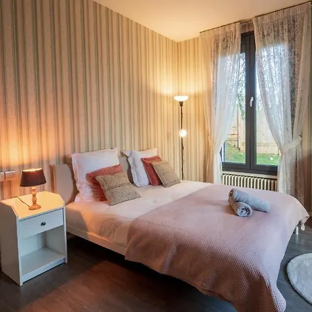 Maison Les Deux Cedres, 6ch, Vue Sublime & Jardin - Propriete Partagee Charleville-Mezieres